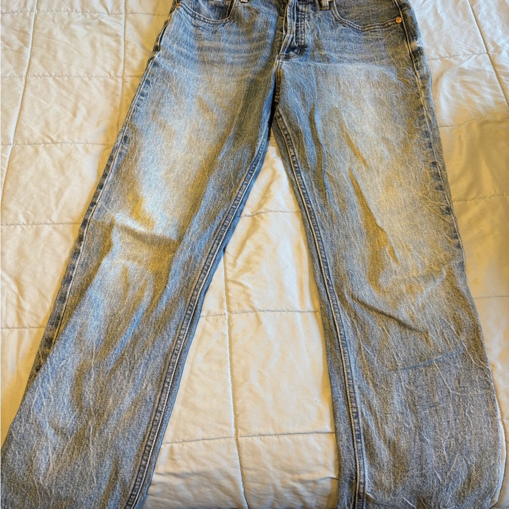 Women’s Gap Straight Jeans - sz 28